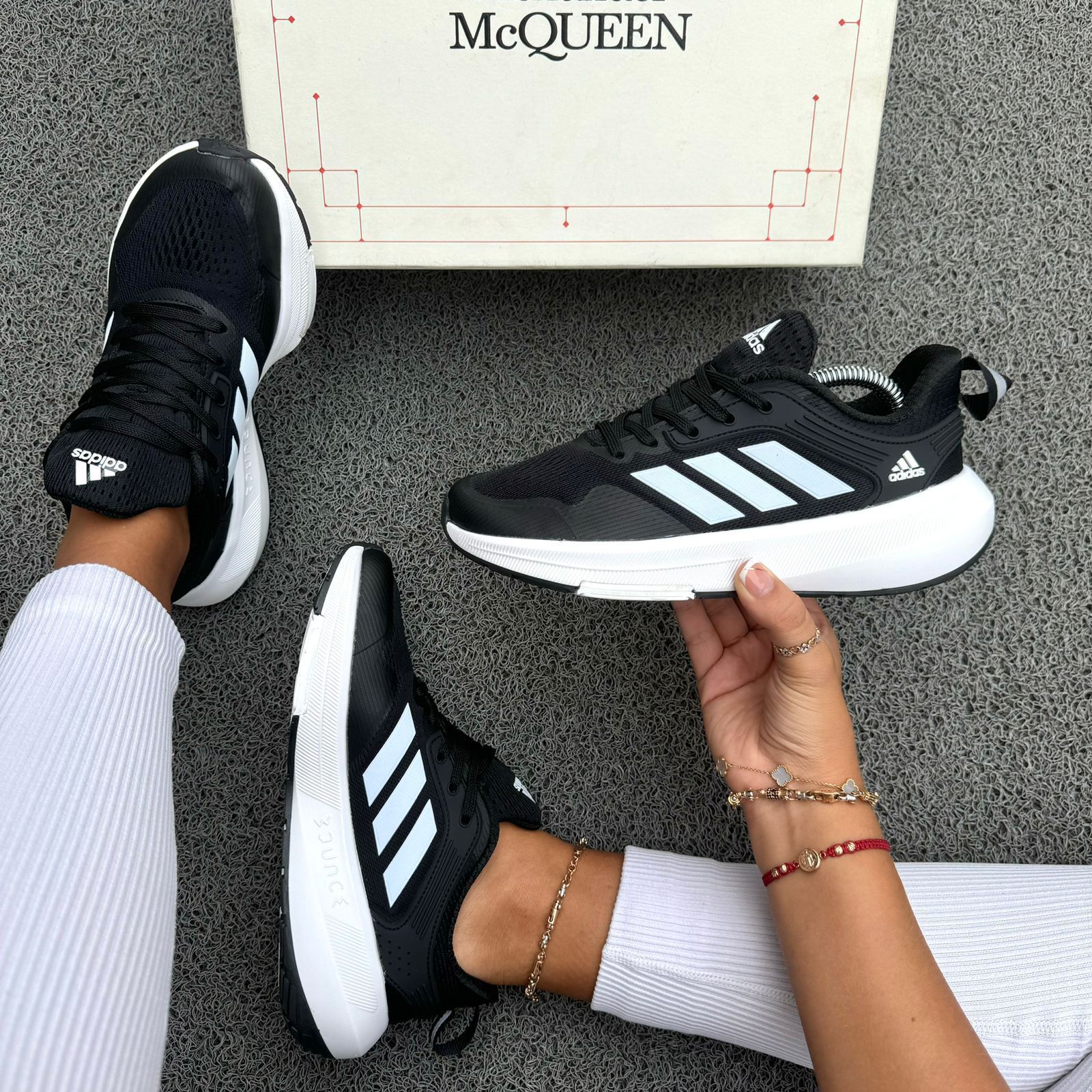 Imagen del Producto Adidas Bounce 