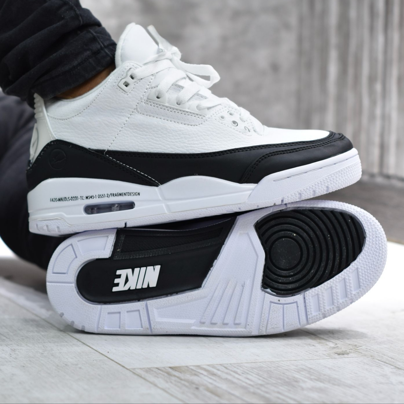 Imagen del Producto Air Jordan Retro 3 X Fragment  